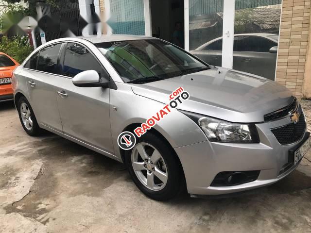 Bán Chevrolet Cruze 2011, màu bạc chính chủ, 320 triệu-3