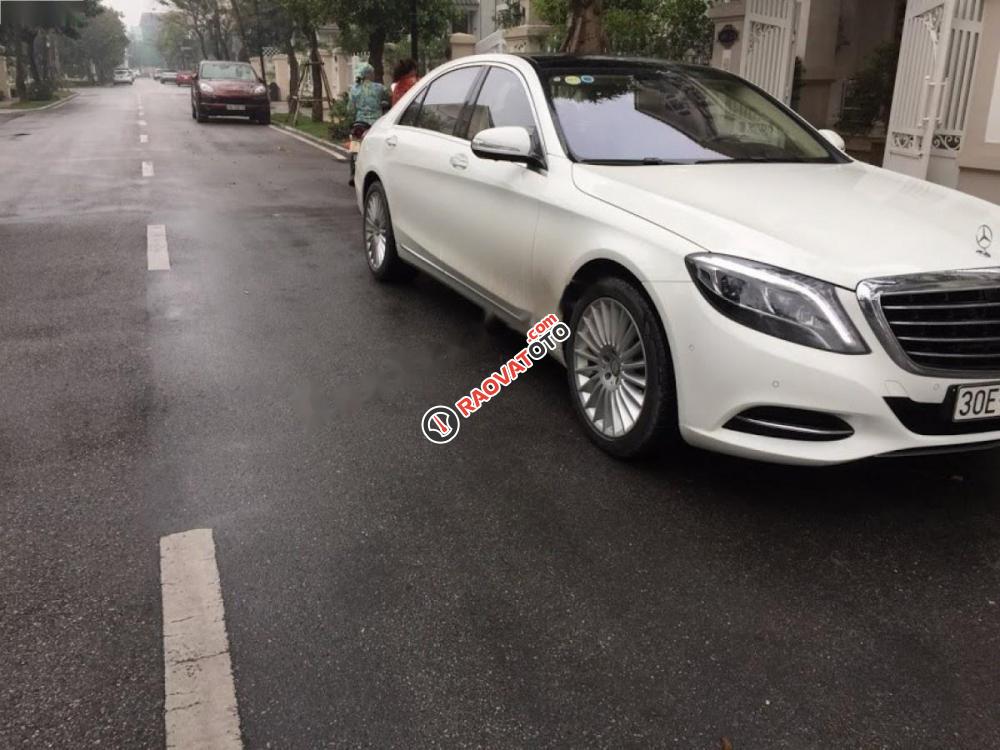 Chính chủ bán Mercedes S500 L đời 2016, màu trắng-0