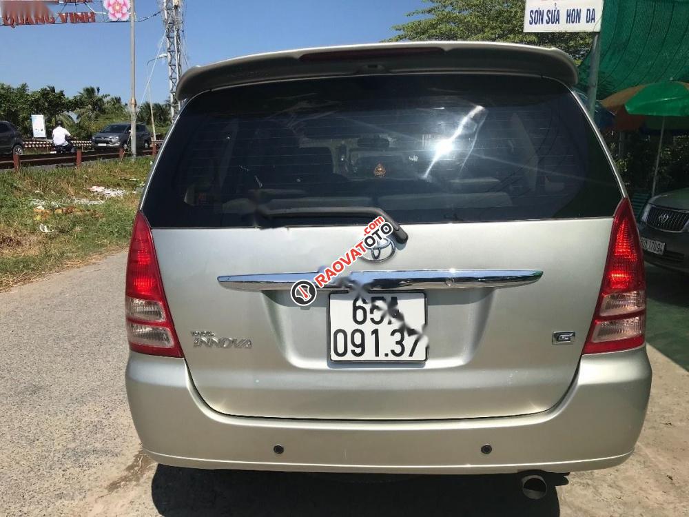 Bán Toyota Innova G đời 2008, màu bạc, xe gia đình-1