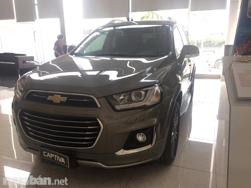 Bán Chevrolet Captiva đời 2017, xe nhập, 879tr-0