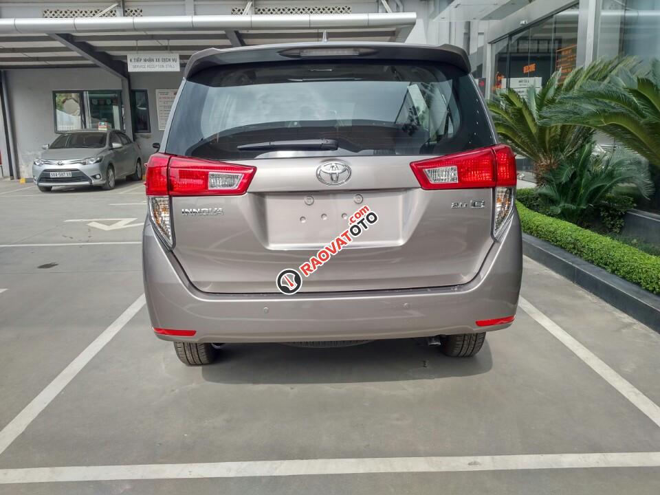 Toyota Innova E đời 2017, giảm giá cực sâu, tặng thêm gói phụ kiện, hỗ trợ mua xe trả góp-2