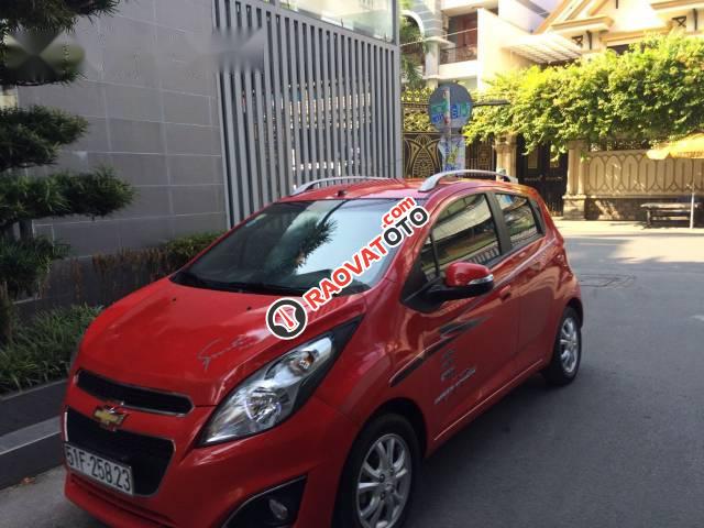 Bán xe Chevrolet Spark đời 2015, màu đỏ-0