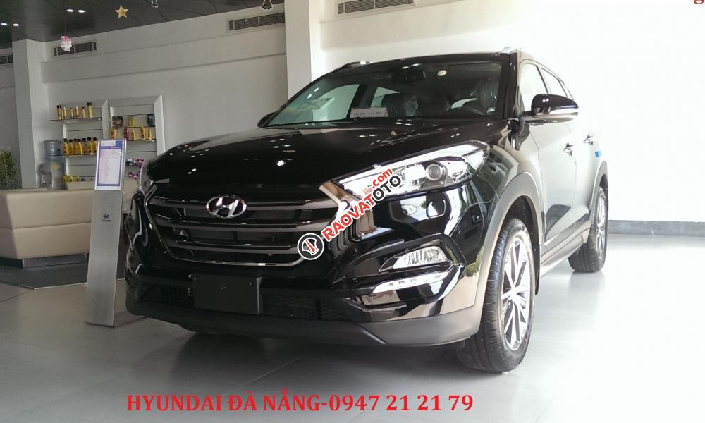 Xe Hyundai Tucson Đà Nẵng đời 2018, màu đen giá sốc, chỉ 760 triệu, Lh: 0941 295 79-3