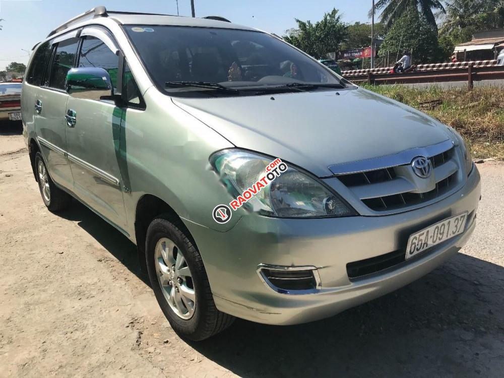 Bán Toyota Innova G đời 2008, màu bạc, xe gia đình-0