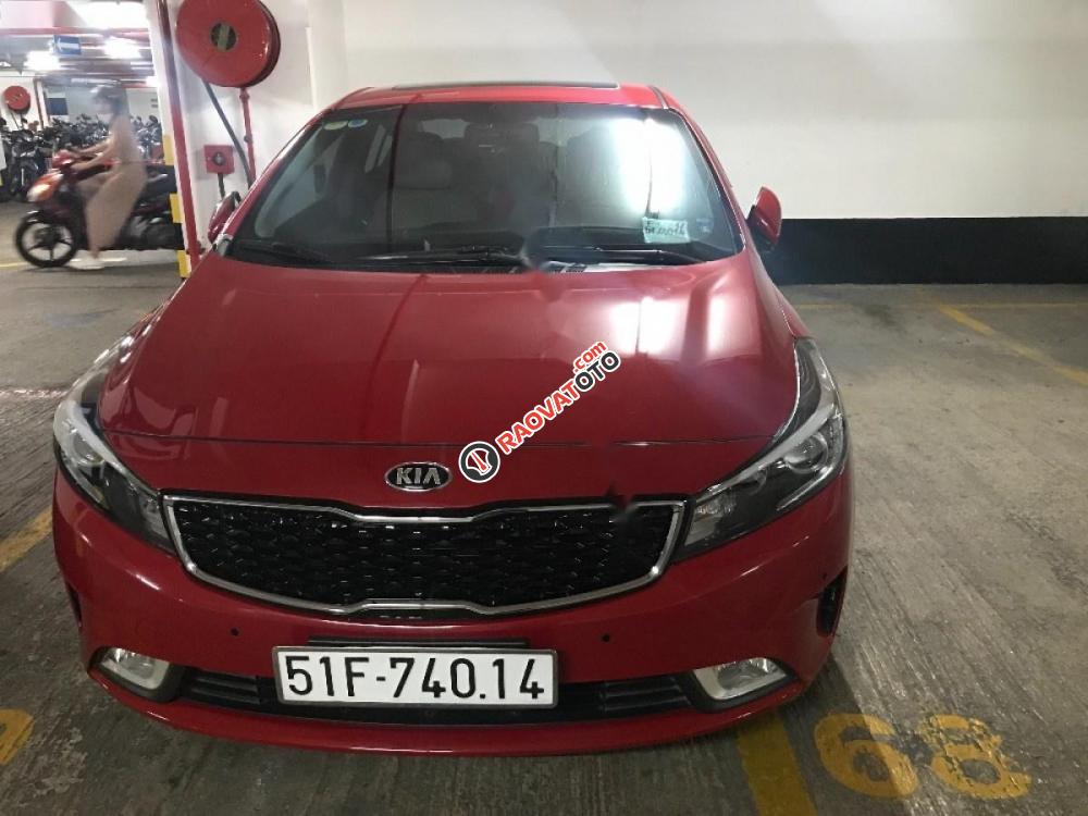 Bán xe Kia Cerato 2.0 AT sản xuất 2016, màu đỏ, xe gia đình-0