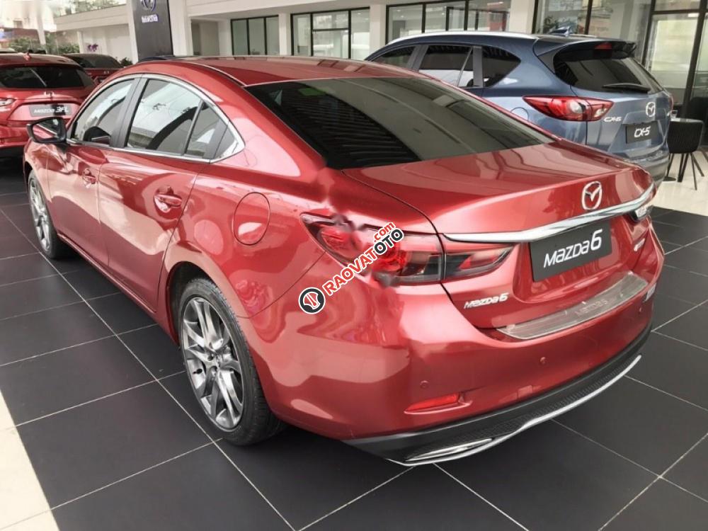 Bán xe Mazda 6 2.0L Premium đời 2017, màu đỏ, giá 879tr-7