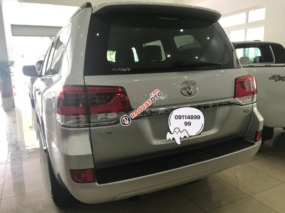 Bán xe Toyota Land Cruiser 4.6 V8 đời 2016, màu bạc, nhập khẩu nguyên chiếc-4