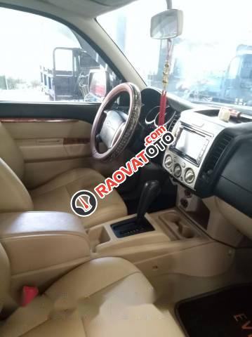 Bán gấp Ford Everest đời 2010, màu đỏ còn mới, 455 triệu-3