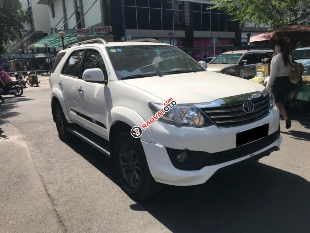 Bán Toyota Fortuner 2.7AT Sportivo đời 2015, màu trắng-2