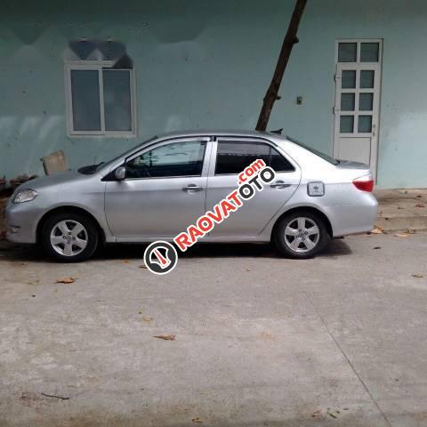 Bán ô tô Toyota Vios 2006, màu bạc-1