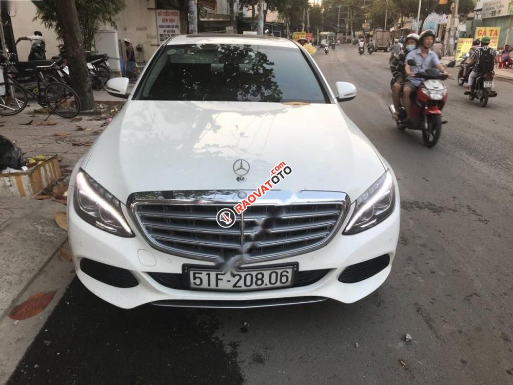 Bán Mercedes C250 Exclusive đời 2015, màu trắng-1