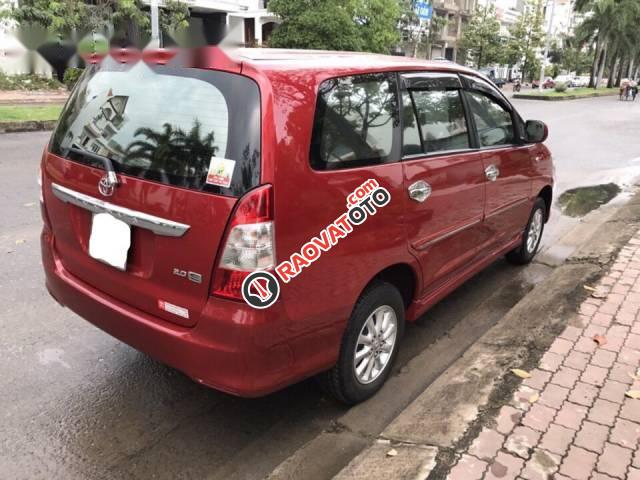 Chính chủ bán xe Toyota Innova 2.0E 2012, màu đỏ-3