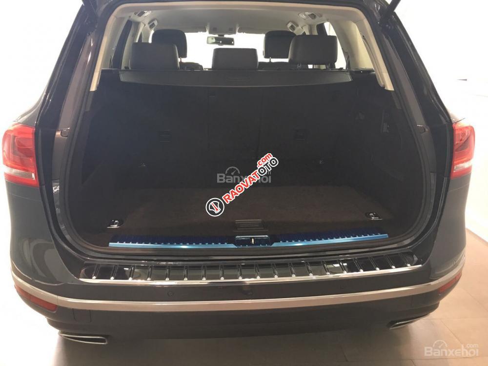 Bán Volkswagen Touareg GP đời 2014, màu xám (ghi), nhập khẩu Đức. LH Hương 0902.608.293, cam kết giá tốt nhất-19