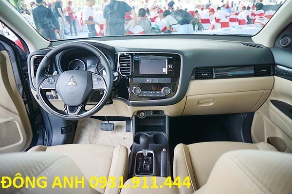 Bán xe Mitsubishi Outlander đời 2017, màu trắng, nhập khẩu -7