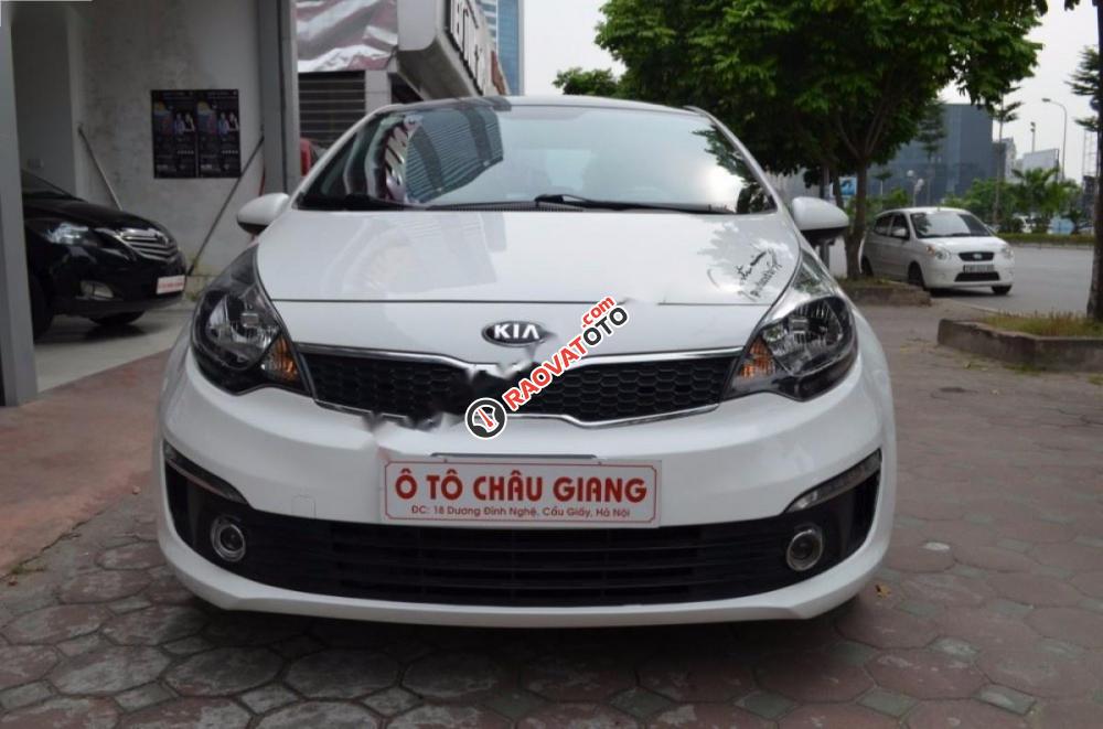 Bán gấp Kia Rio 1.4MT năm 2015, màu trắng, nhập khẩu-0