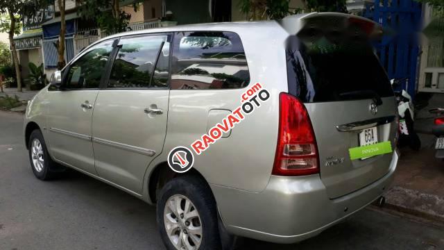 Cần bán gấp Toyota Innova đời 2006, 340 triệu-2