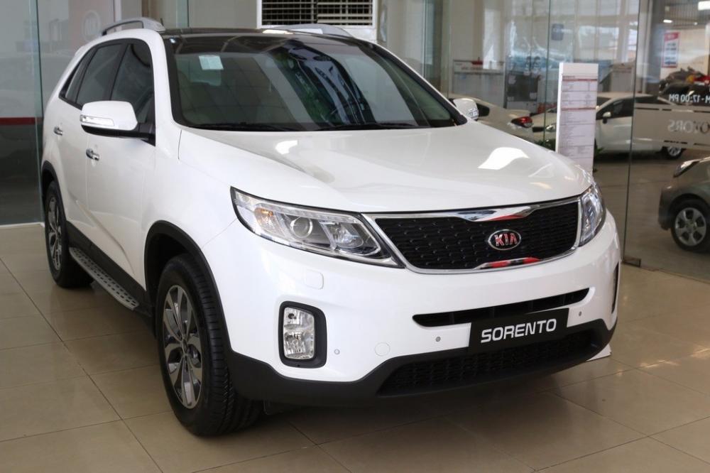 Bán Kia Sorento đời 2017, màu trắng, nhập khẩu nguyên chiếc-2