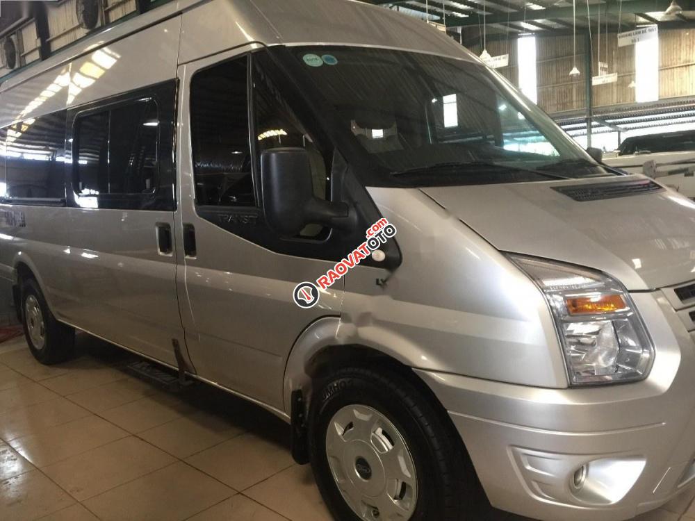 Bán xe Ford Transit Mid đời 2016, màu bạc, mới chạy 50 ngàn km-1