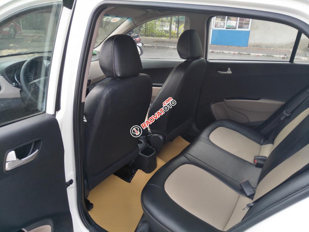 Cần bán lại xe Hyundai Grand i10 1.0 MT đời 2015, màu trắng, nhập khẩu nguyên chiếc-8