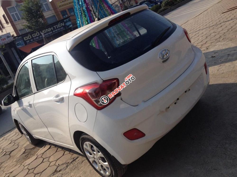Cần bán Hyundai i10 đời 2014, màu trắng, xe nhập, 277 triệu-3