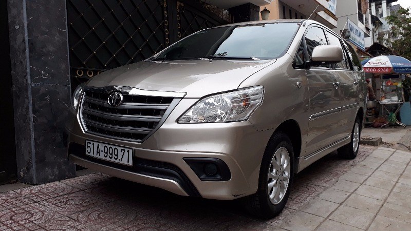 Cần bán xe Toyota Innova đời 2014, xe nhập-1