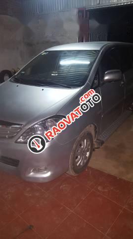 Bán gấp Toyota Innova G sản xuất 2008, màu bạc-0