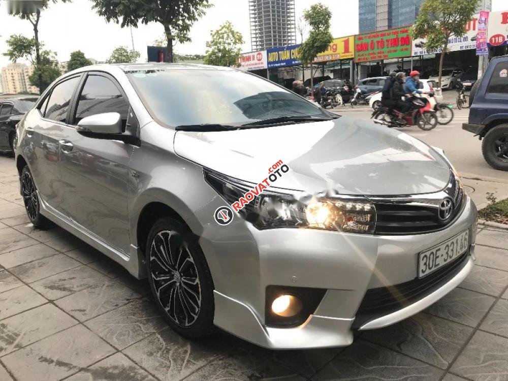 Xe Toyota Corolla altis đời 2016, màu bạc chính chủ, 788 triệu-8