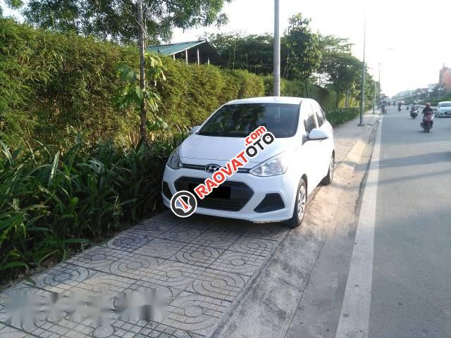 Bán Hyundai Grand i10 đời 2017, màu trắng, 358 triệu-0