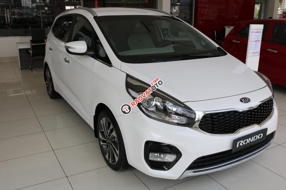 Kia Rondo Facelift – tặng BH VC (2 chiều), cam kết mang lại ưu đãi nhất cho khách hàng-1