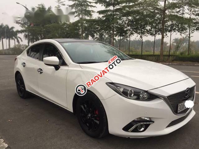 Cần bán xe Mazda 3 đời 2015, màu trắng xe gia đình-0