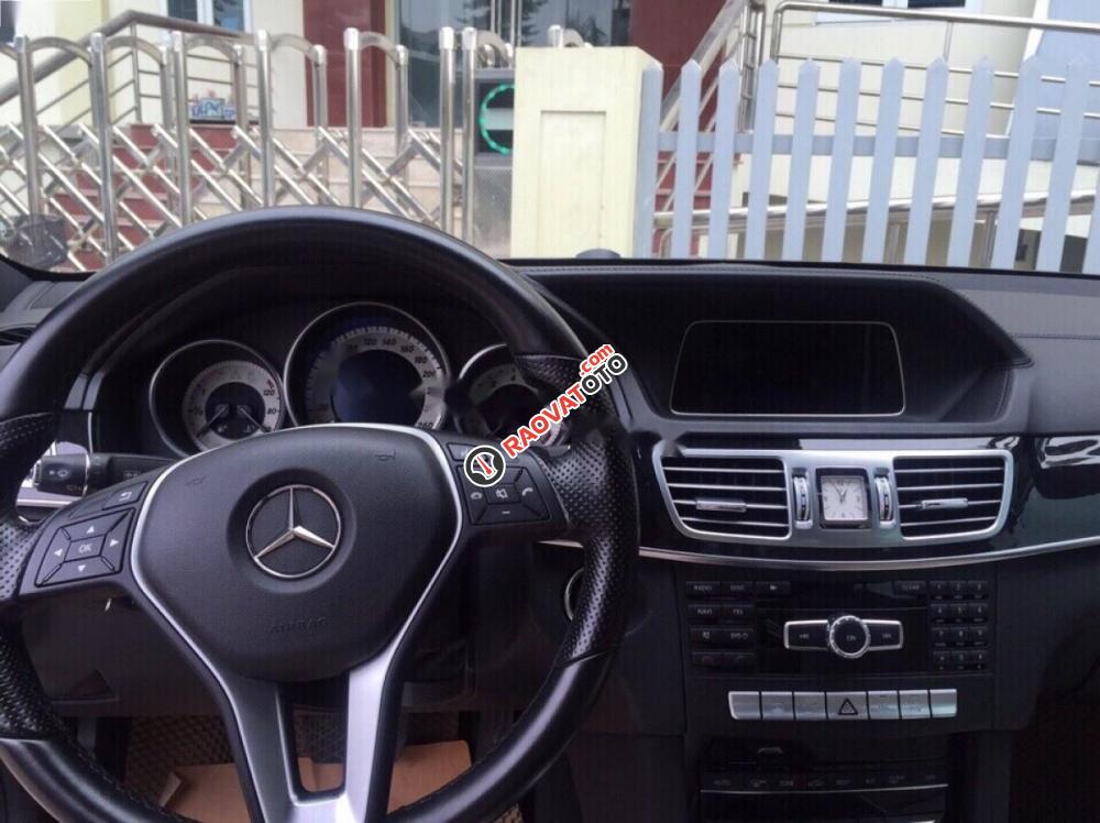 Bán Mercedes E200 đời 2015, màu trắng-4