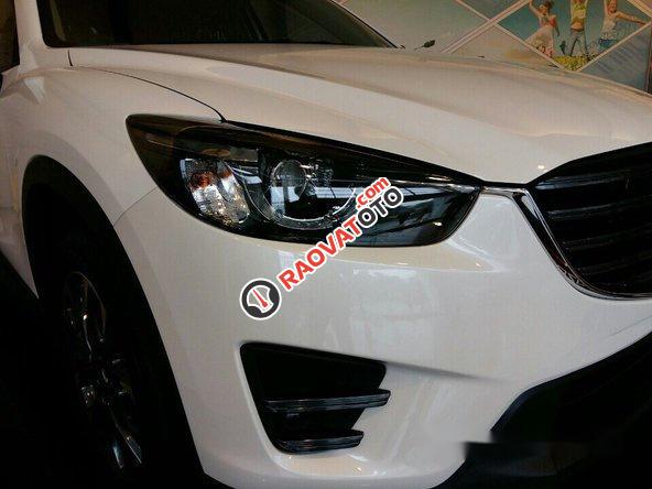 Cần bán Mazda CX 5 2.0 AWD 2017, màu trắng, giá tốt-2