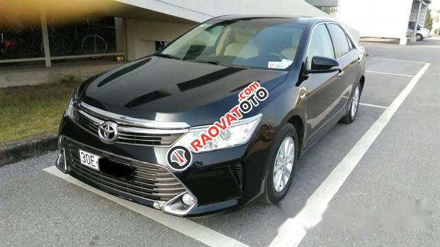 Bán xe Toyota Camry 2.0E đời 2016, màu đen-0