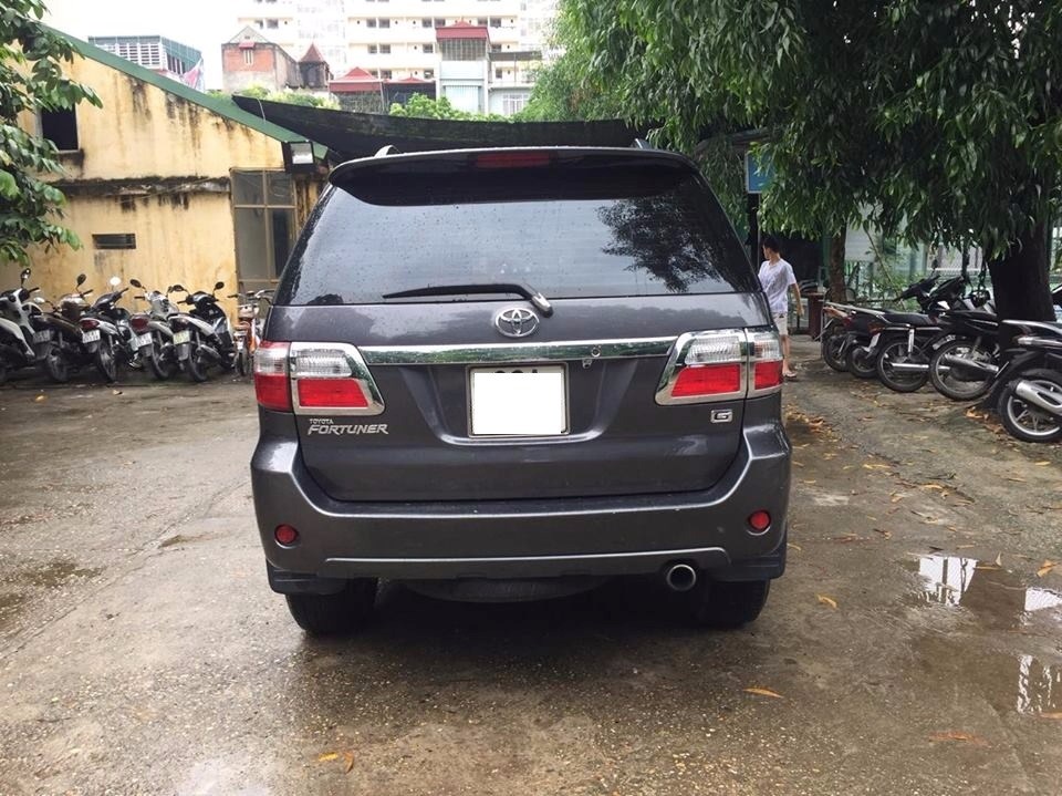 Bán Toyota Fortuner năm 2009, màu xám, xe nhập, số sàn-3