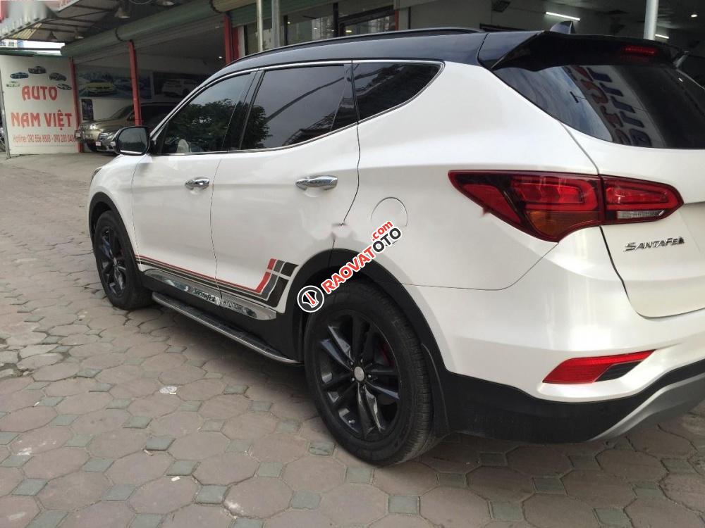 Bán ô tô Hyundai Santa Fe 2.2L CRDI đời 2017, màu trắng-3