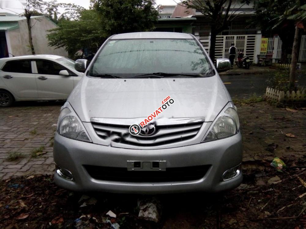 Bán Toyota Innova G 2010, màu bạc-2