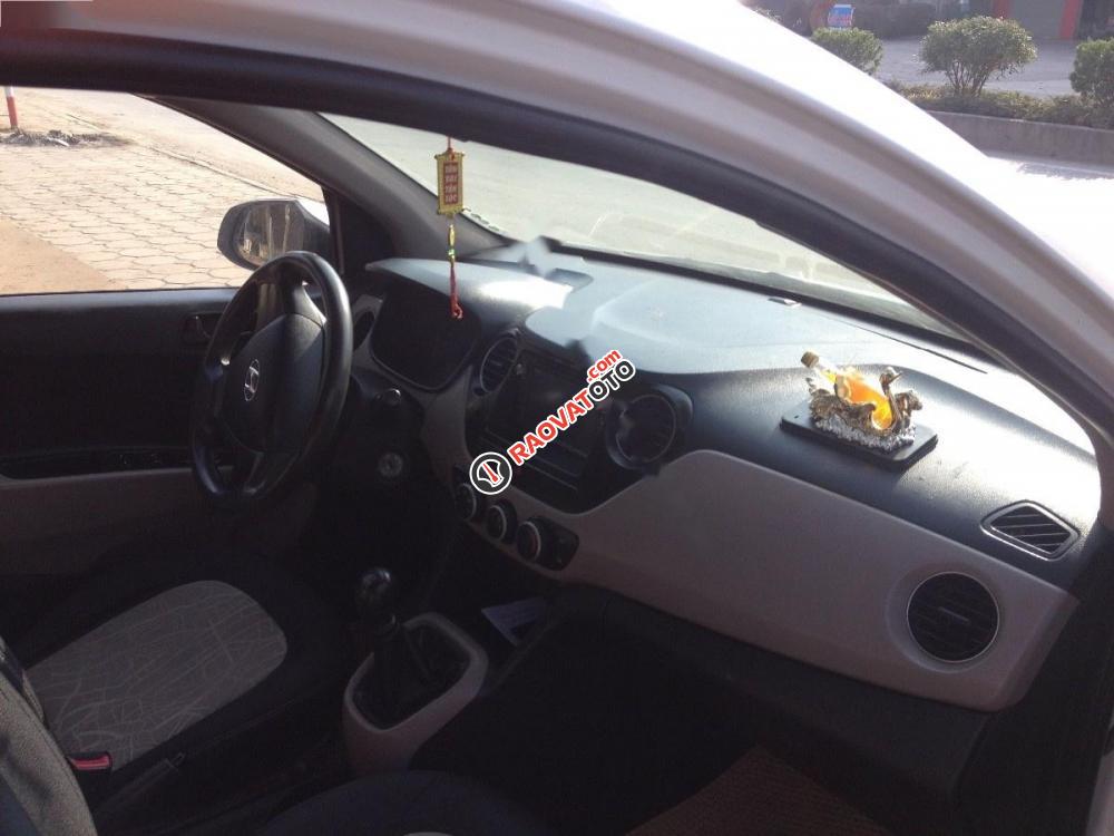 Cần bán Hyundai i10 đời 2014, màu trắng, xe nhập, 277 triệu-4