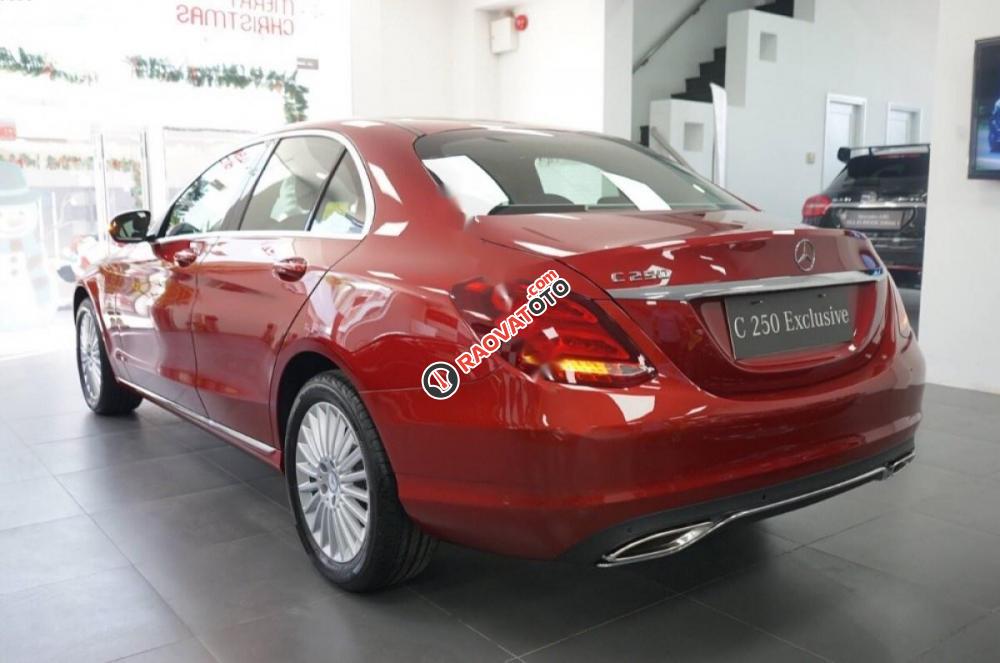 Bán ô tô Mercedes C250 Exclusive đời 2016, màu đỏ-0