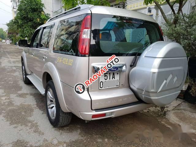 Cần bán gấp Ford Everest đời 2011, giá 525tr-1