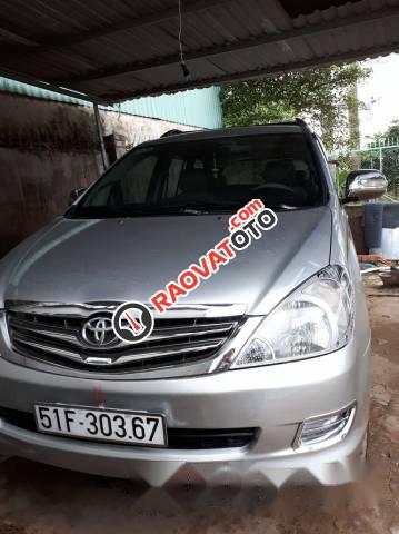 Bán Toyota Innova đời 2007, màu bạc xe gia đình giá cạnh tranh-0