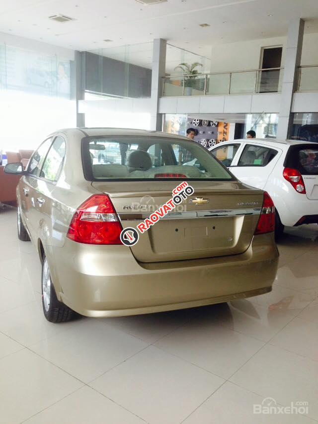 Chevrolet Aveo giảm giá đặc biệt-2