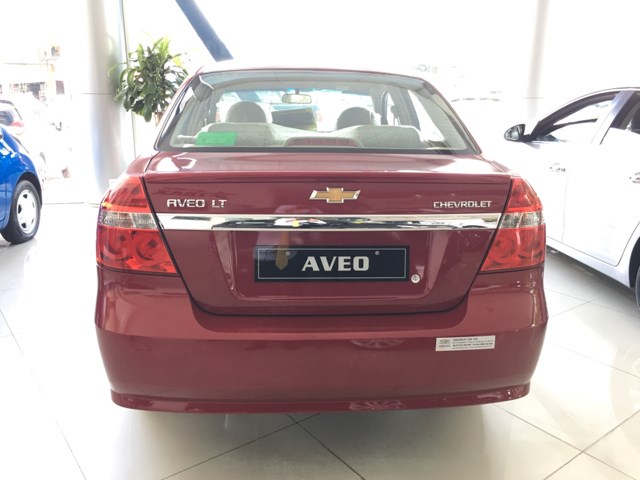 Bán ô tô Chevrolet Aveo sản xuất 2017, màu đỏ, nhập khẩu-5