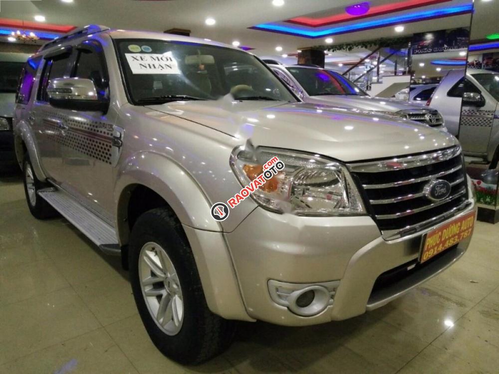 Bán ô tô Ford Everest đời 2010, màu bạc chính chủ, 520 triệu-1