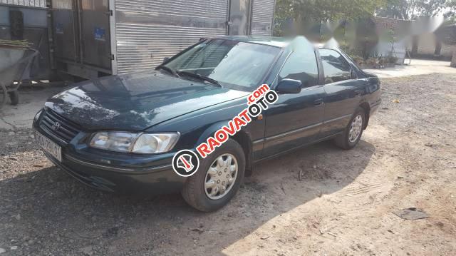 Bán Toyota Camry 2.2 đời 1998 chính chủ, giá 195tr-3