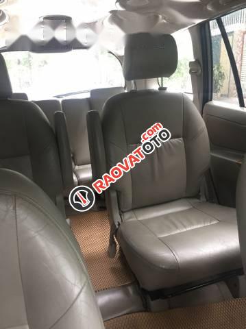 Bán Toyota Innova năm 2011, màu bạc, nhập khẩu xe gia đình, 560 triệu-1