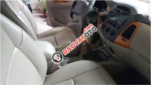 Cần bán Toyota Innova GSR đời 2010, màu bạc xe gia đình-1