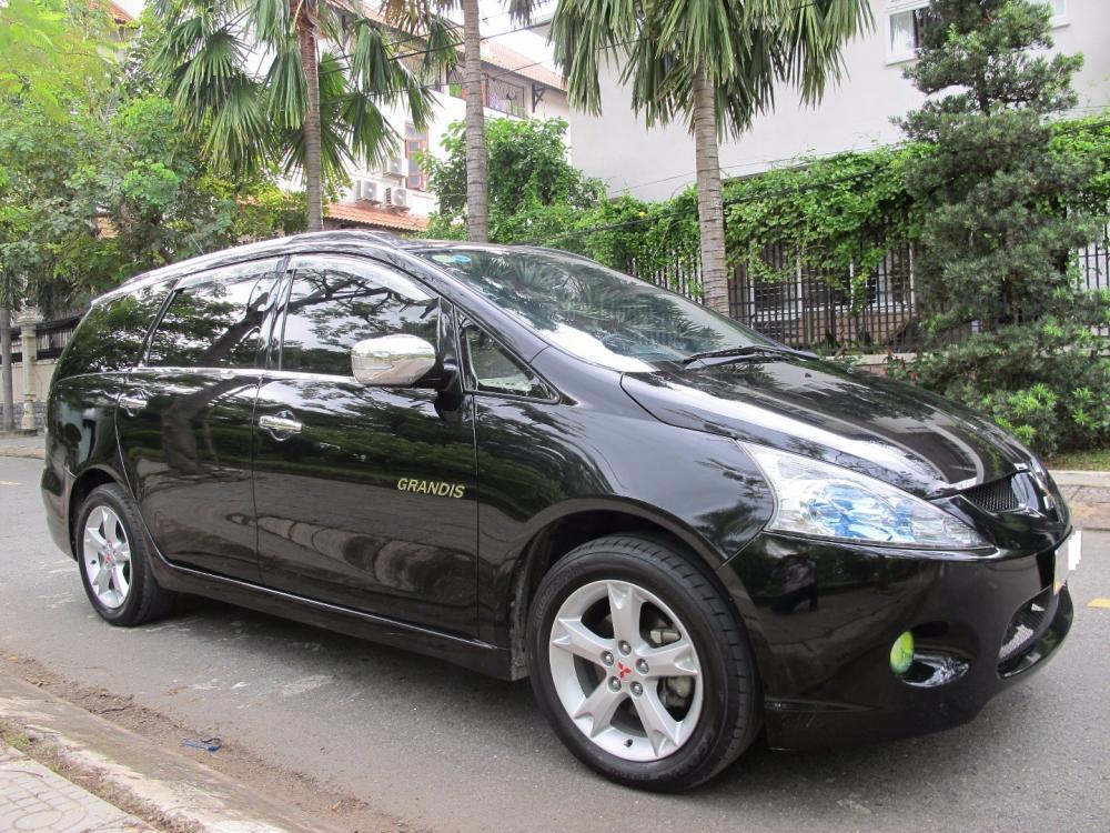 Bán Mitsubishi Grandis đời 2008, màu đen, nhập khẩu -4