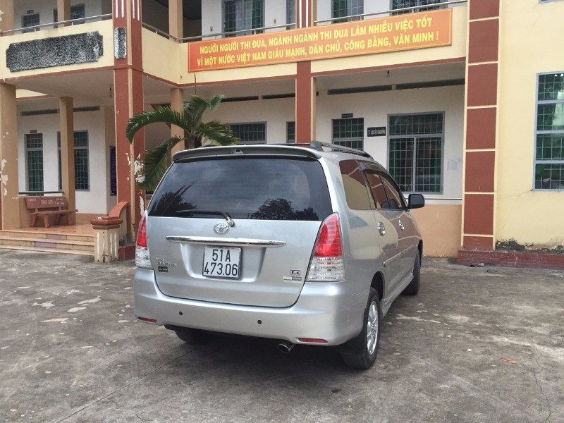 Xe Toyota Innova đời 2009, xe nhập, xe gia đình, giá tốt-2