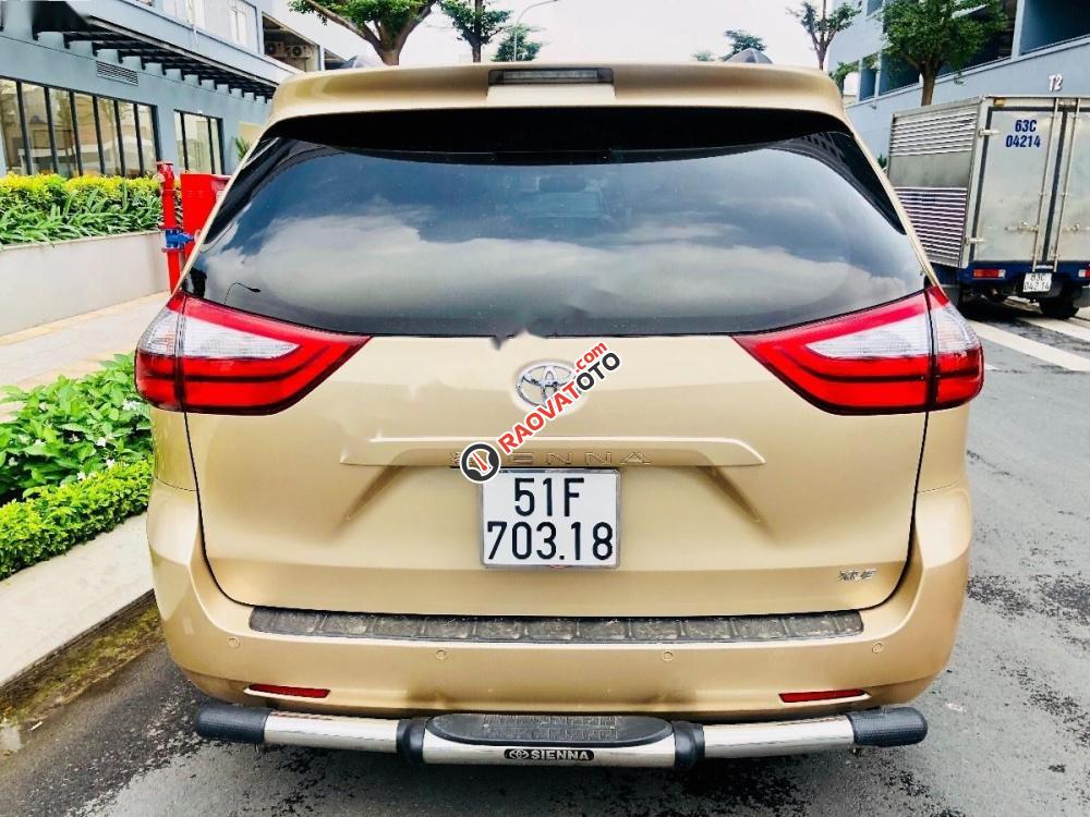 Bán xe Toyota Sienna XLE Limited 2010, nhập khẩu nguyên chiếc-4