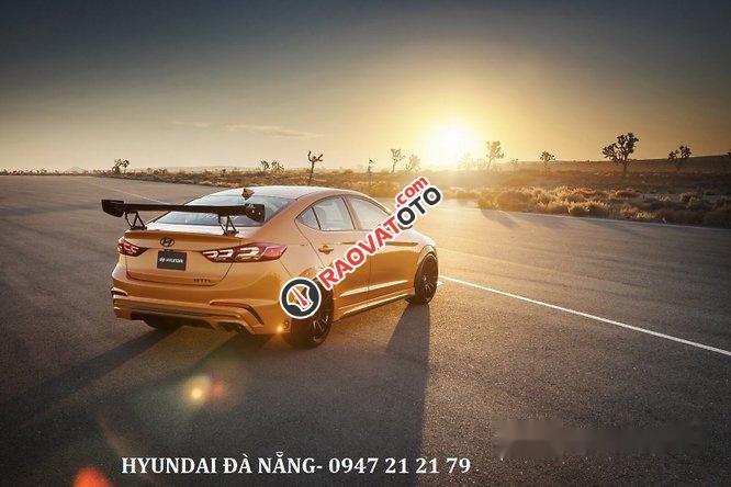 Bán Hyundai Elantra 2017 giá cạnh tranh-0